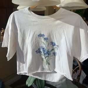 Brandy Melville Forget me not crop top